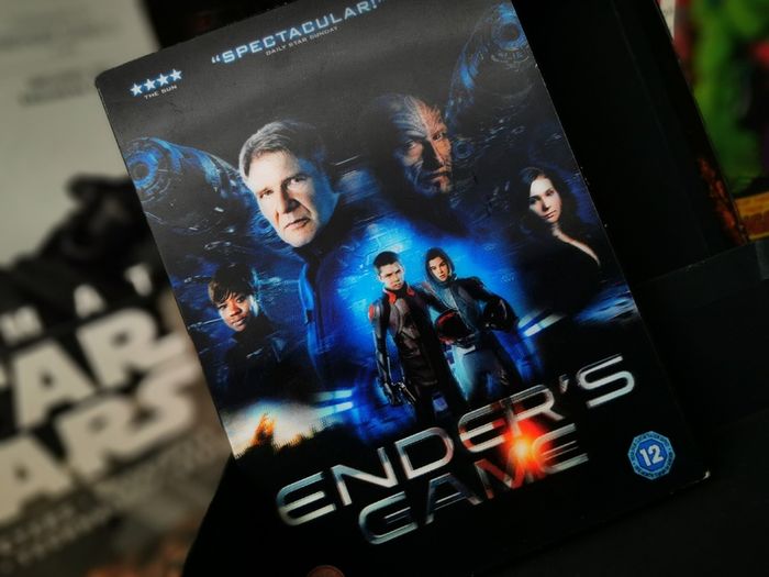 Ender's Game ! DVD ! With Lenticular Slipcase ! 2014 ! Sci-Fi Movie !