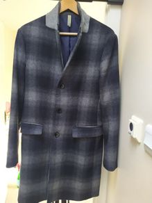 Zara Single Breasted 3/4 length 66% Wool