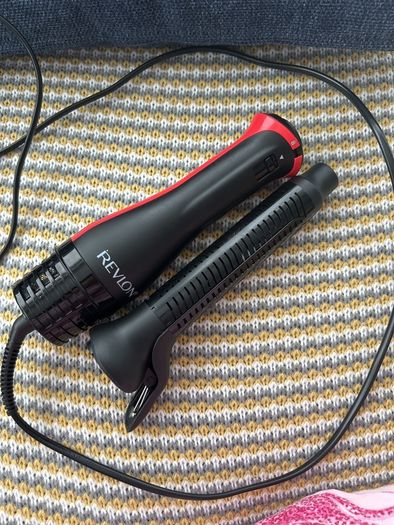Revlon one step blowout curls