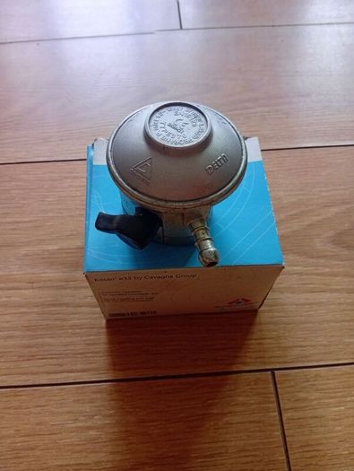 Brand New Butane Propane gas Clip Regulator 27mm 37mbar