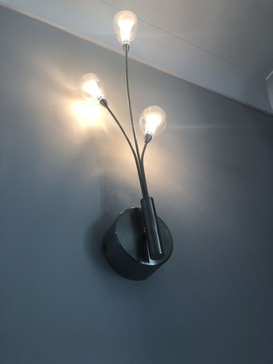 5 Wall lights