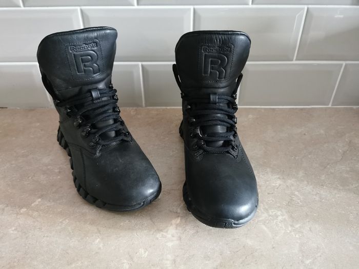 Men's Reebok boots Genuine leather Black Winter Sneakers EUR40 US7.5 UK6.5