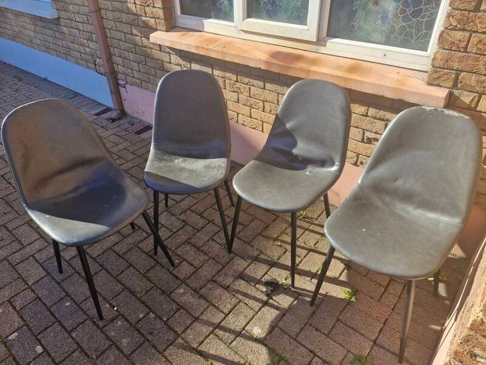 Dining chair