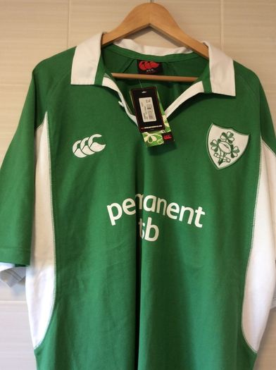 Ireland Rugby Jersey. Brand New With Tags. Triple Crown Winning Jersey From Year 2006. Official Canterbury IRFU Home Jersey. Authentic Original From The Time.