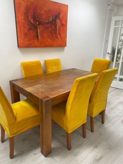 Solid oak dining table and 6 chairs