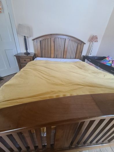 5ft Wooden King Size Bed
