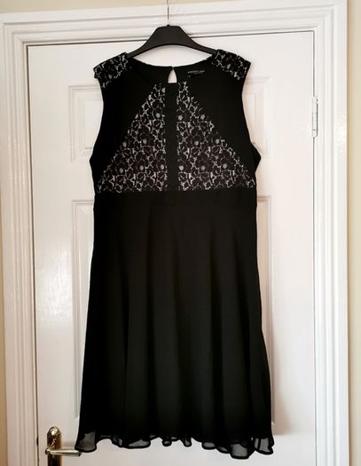 Fabulous Black Dress with Lace size 18