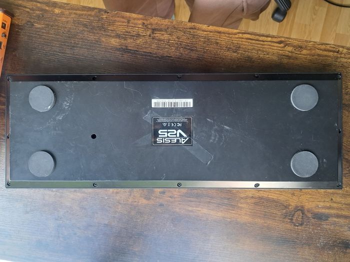 Alesis V5 Midi Keyboard