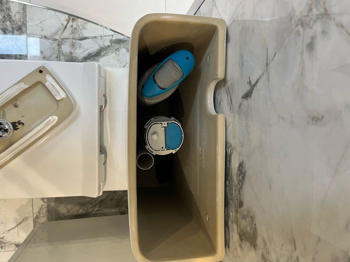 Ex Display Orca Fully shrouded Toilet