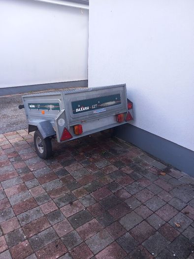 Car trailer