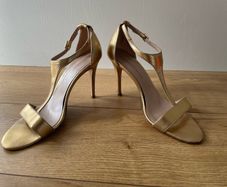 Fitzpatrick's gold stilettos high heels 4" size 38
