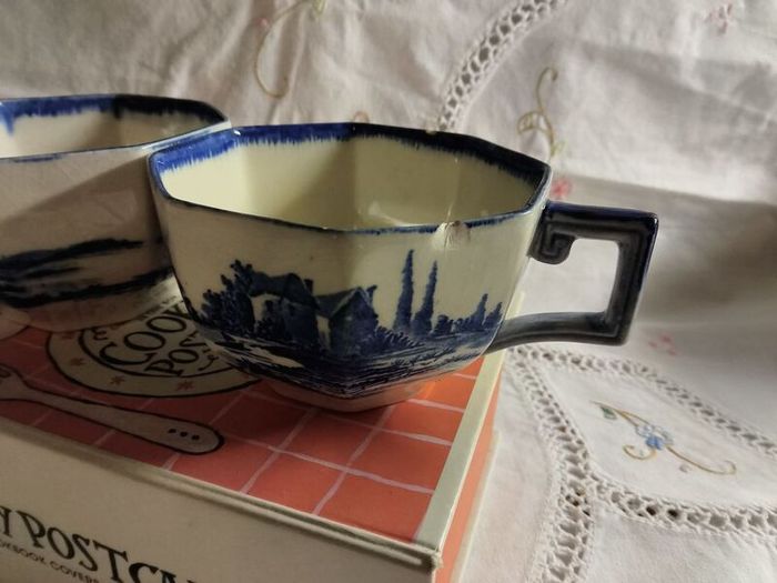 royal Doultan Norfolk cups, vintage cups, Art Deco cups