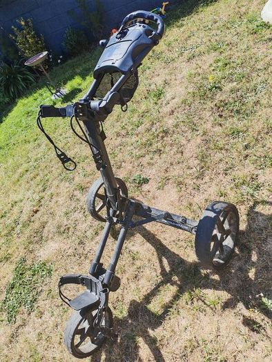 Callaway Golf Bag & FastFold Trolley bundle