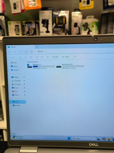 Dell Latitude 5540 - 15.6" - i5-1335 (13th Gen) | 16GB RAM | 512GB SSD | Windows 11 Pro | Intel UHD Graphics