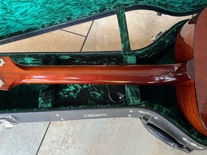 Guild D40 traditional 2018