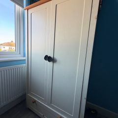 kids wardrobe