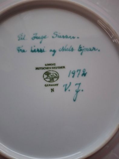 2 x Vintage ORIGINAL Hutschen Reuther Porcelain  Plates Walt Disney Cartoon  Animation  1972