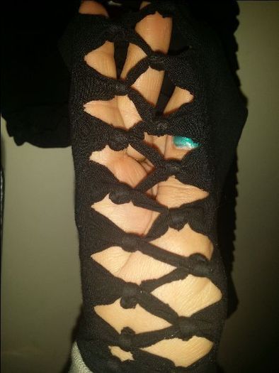 Oasis black fancy ripped leggins size XS  UK8 EUR36 Postage included