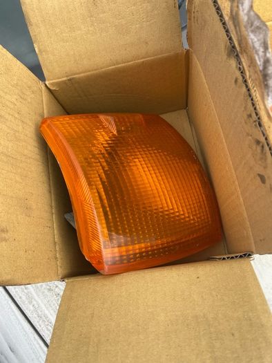 VW Transporter T4 Original Front Indicator Lens x 2