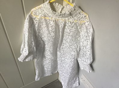 White Top Size 12