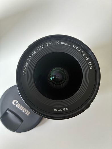 Canon lens 10-18 f/4.5-5.6 IS STM