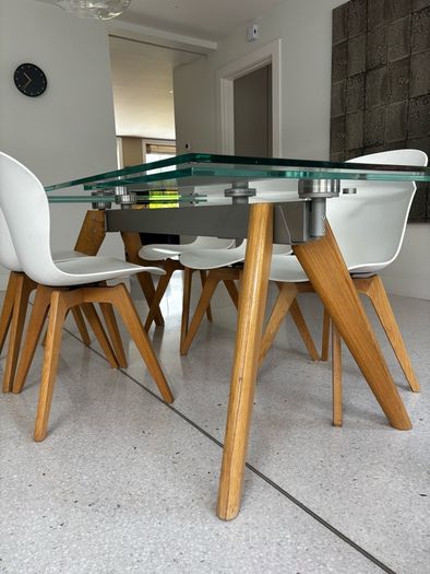 Boconcept Monza Glass Extendable Dining Table