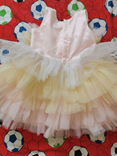 girl skirt