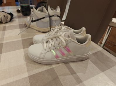 Adidas Grand Court Trainers Iridescent Stripes - UK 4 (EU 36.5)