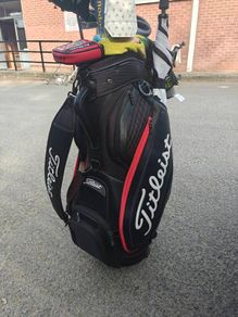 Titleist mid size tour bag