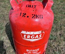 Clean empty gas cylinder