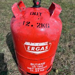 Clean empty gas cylinder