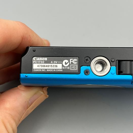 Canon PowerShot A2300 HD 16MP Digital Camera Blue - Full Kit
