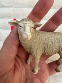 Schleich Sheep Ewe Farm Animal Figure Retired D-73527 Used Please see pictures