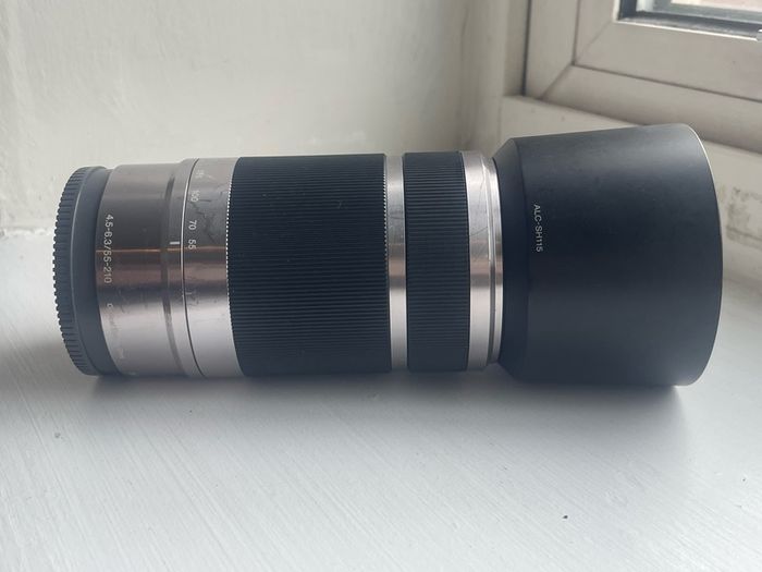 E 55-210mm F4.5-6.3 Oss