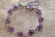 Pretty Vintage Flower  Bracelet