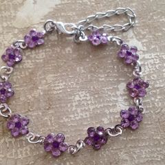 Pretty Vintage Flower  Bracelet
