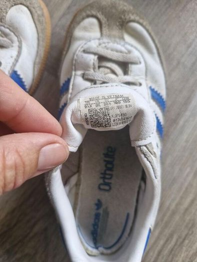 Adidas Sambas kids size 9/26