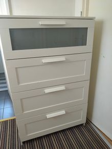 Chest of drawers