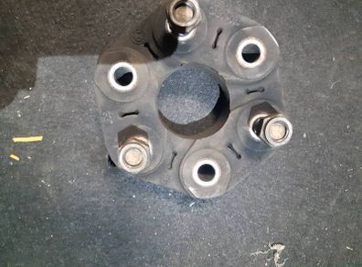 BMW 5 Series Prop Shaft Rubber Mount / Mounting 7522027 520D 2007