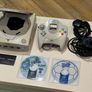 Sega Dreamcast Console Bundle with 2 Games and Controller Image 3