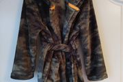 Green camouflage hooded dressing gown (3-4 years)