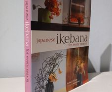 Japanese Ikebana for Every Season by Rie Imai & Yuji Ueno