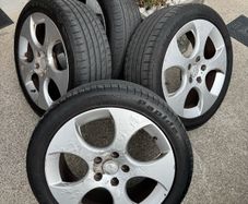 R17 GTI alloys & tyres