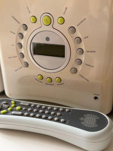 Ministry of Sound MOSMC017 Cube Micro CD System Stereo Radio + Remote