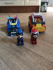 Paw Patrol: The Mighty Movie toy car with Chase  & Marshall figure, light and sound