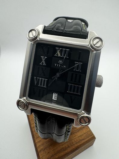 TITAN Purple watch