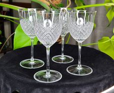 Marc Jacobs for Waterford Crystal Wine Glasses Set of 4 Cut Crystal Goblets 20cm