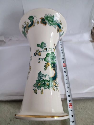 Lovely vintage MASON'S Vase