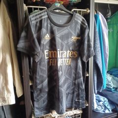 Arsenal 22/23 away Miedema jersey