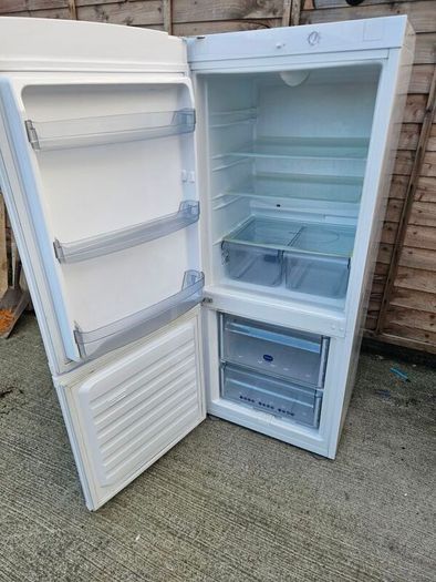 whirlpool fridge freezer